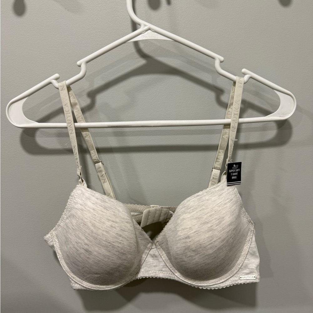 NWT nautica super soft tshirt bra size 38C